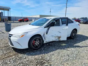 2017 TOYOTA CAMRY
