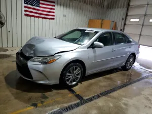 2017 TOYOTA CAMRY