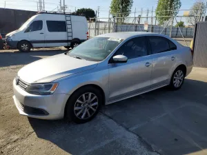 2013 VOLKSWAGEN JETTA