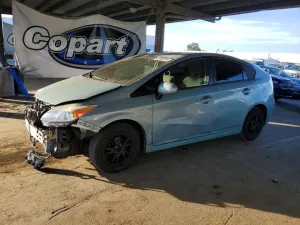 2015 TOYOTA PRIUS