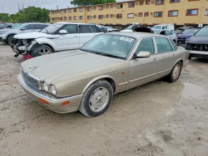 1995 JAGUAR XJ6