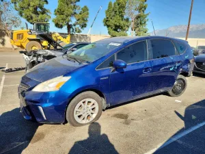 2012 TOYOTA PRIUS V T