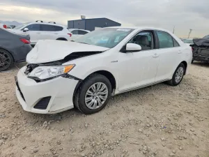 2014 TOYOTA CAMRY SOLA
