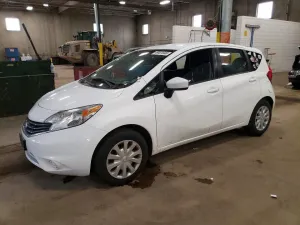 2016 NISSAN VERSA