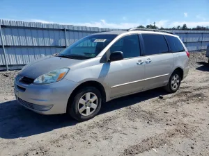 2005 TOYOTA SIENNA