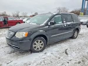 2012 CHRYSLER MINIVAN
