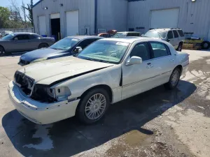 2006 LINCOLN TOWNCAR
