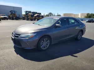 2015 TOYOTA CAMRY