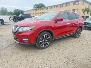 2017 NISSAN ROGUE