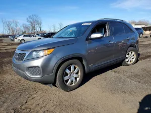 2013 KIA SORENTO