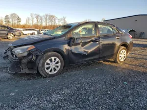 2015 TOYOTA COROLLA