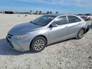 2015 TOYOTA CAMRY
