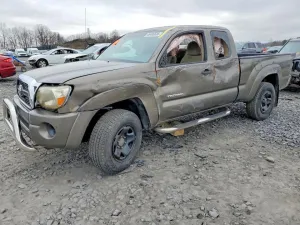 2011 TOYOTA TACOMA