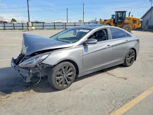 2013 HYUNDAI SONATA