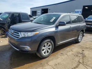 2013 TOYOTA HIGHLANDER