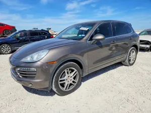 2012 PORSCHE CAYENNE