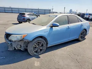 2012 TOYOTA CAMRY SOLA