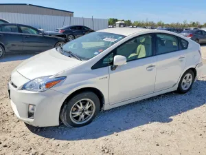 2011 TOYOTA PRIUS