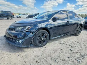 2013 TOYOTA CAMRY