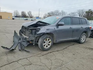 2011 TOYOTA HIGHLANDER