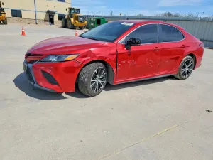 2019 TOYOTA CAMRY