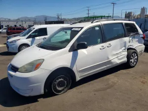 2005 TOYOTA SIENNA