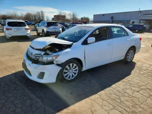 2013 TOYOTA COROLLA