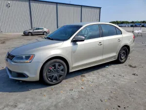 2013 VOLKSWAGEN JETTA