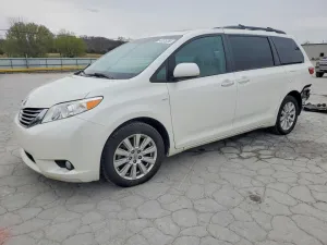 2017 TOYOTA SIENNA