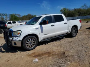 2011 TOYOTA TUNDRA