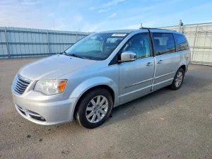 2011 CHRYSLER MINIVAN