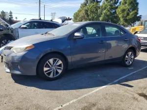 2016 TOYOTA COROLLA
