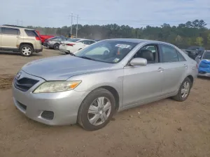 2010 TOYOTA CAMRY