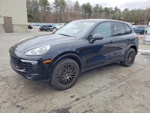 2017 PORSCHE CAYENNE
