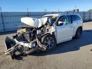 2018 TOYOTA HIGHLANDER