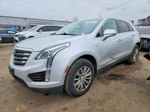 2017 CADILLAC XT5