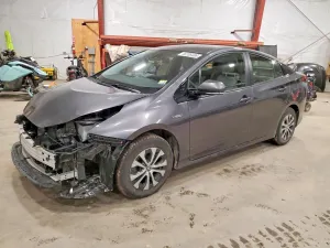 2019 TOYOTA PRIUS