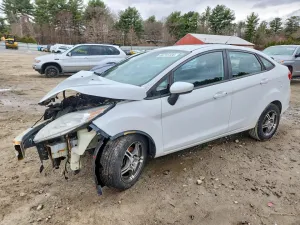 2012 FORD FIESTA