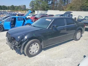 2005 CHRYSLER 300