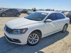 2017 VOLKSWAGEN PASSAT