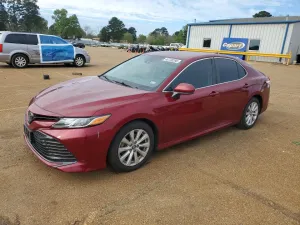 2019 TOYOTA CAMRY