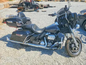 2019 HARLEY-DAVIDSON FL