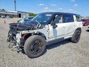2023 RIVIAN RIS