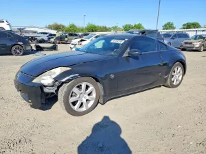 2005 NISSAN 350Z