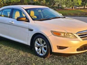 2011 FORD TAURUS