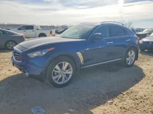 2015 INFINITI QX70