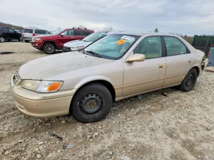 2001 TOYOTA CAMRY