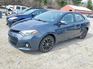 2015 TOYOTA COROLLA