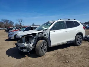 2019 SUBARU FORESTER
