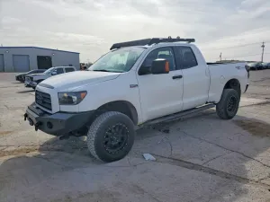 2009 TOYOTA TUNDRA